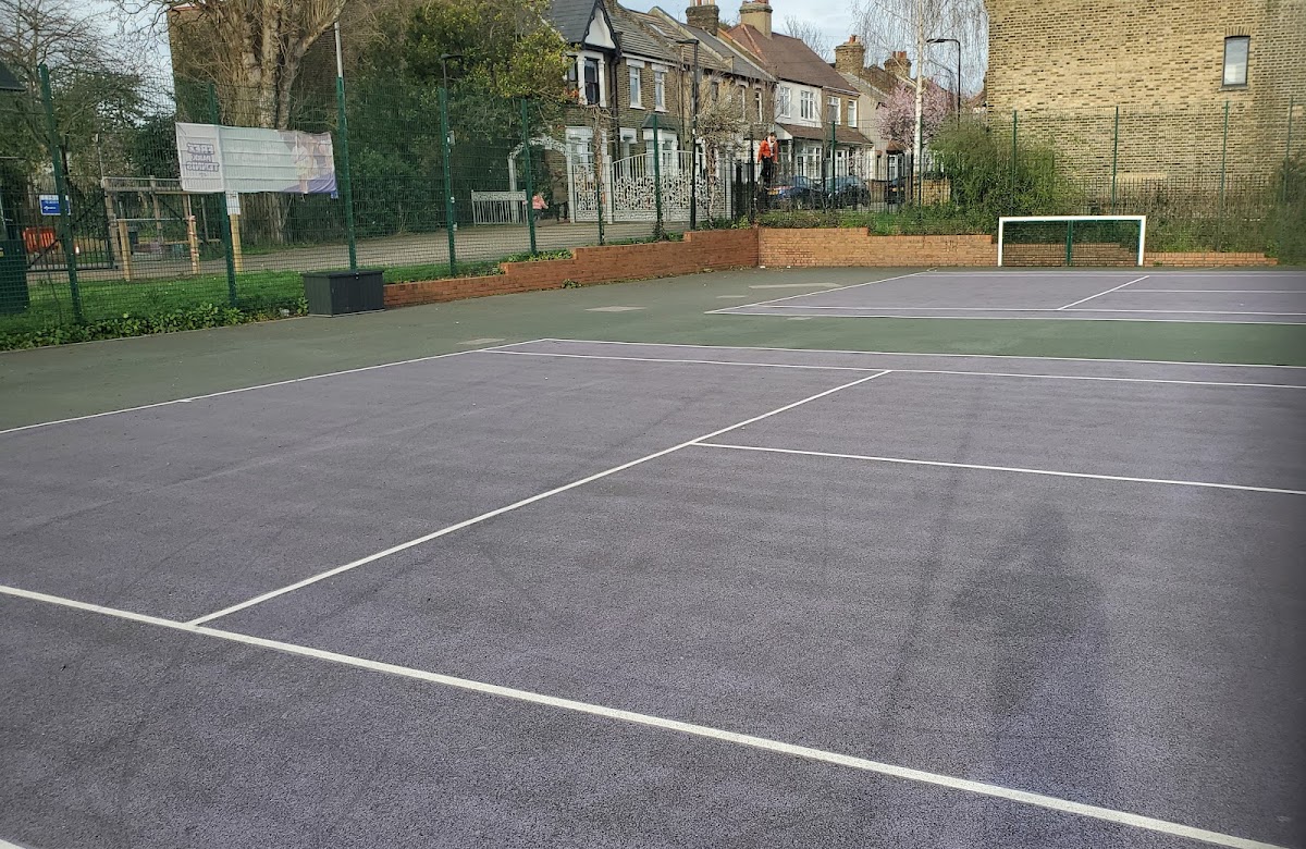 Higham Hill Park Tennis Courts